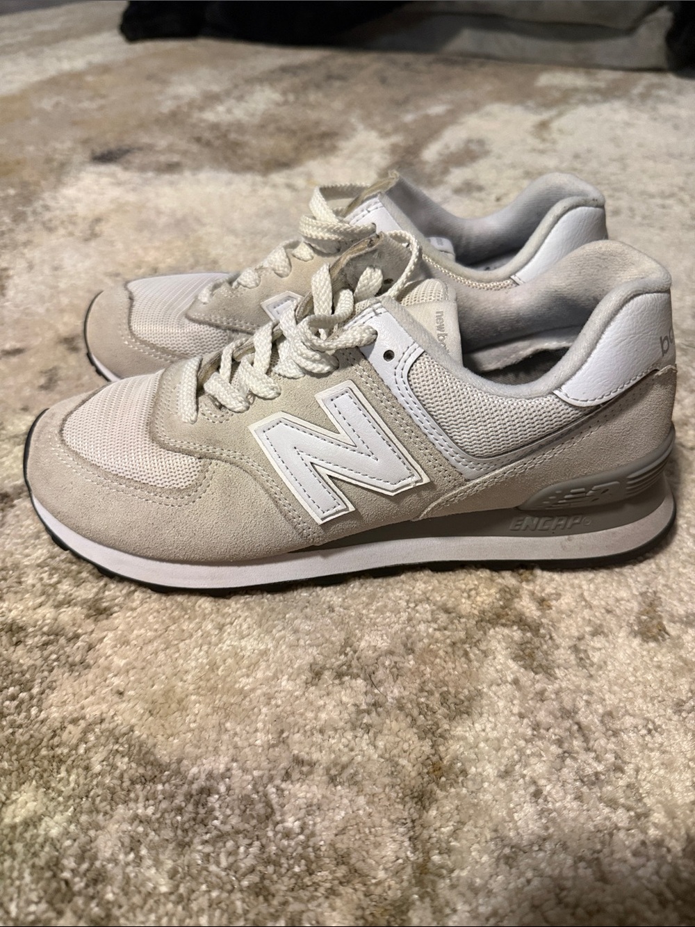 new balance women's sneakers size 9